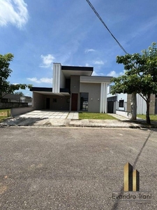 Casa com 3 dormitórios à venda, 150 m² por R$ 910.000 - Condomínio Terras do Vale - Caçapa