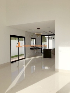 Casa térrea 150 m² com 2 quartos e suíte, Condomínio Terras Alpha - Senador Canedo - GO