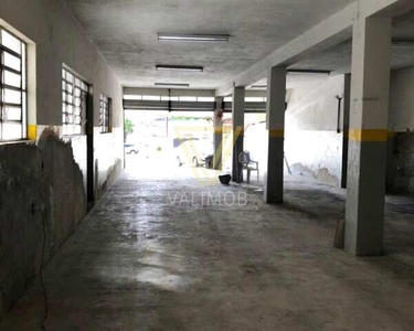 EM AVENIDA IMÓVEL COMERCIAL COM SALÃO TÉRREO DE 200 M² E PAVIMENTO SUPERIOR COM 75 M², EXC