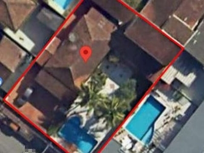 Casa com 5 dormitórios com piscina e árvores frutiferas à venda, 240 m² por r$ 1.200.000 - caiçara - praia grande/sp