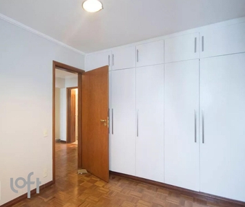Apartamento à venda em Campo Belo com 120 m², 4 quartos, 3 suítes, 1 vaga