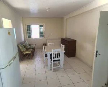 Apartamento grande de 2 quartos para alugar