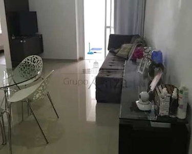 Apartamento para aluguel tem 64 m² - 2 quartos MOBILIADO