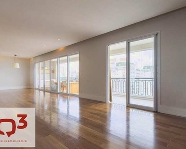 Apartamento para locação, com 251m², 4 dormitórios, sendo 3 suítes, 5 banheiros, 1 lavabo