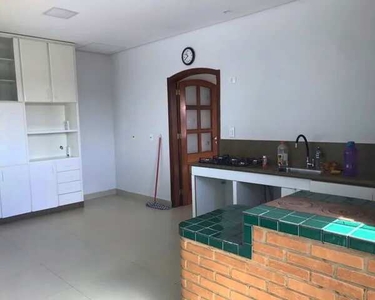 Apartamento sobreloja 100m2