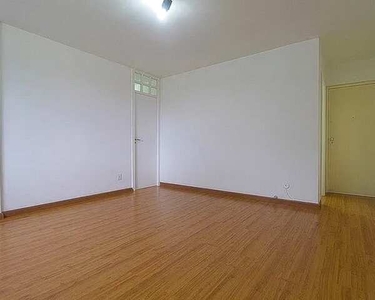 Botafogo - Rua das Palmeiras - Excelente Apartamento Quarto e Sala !