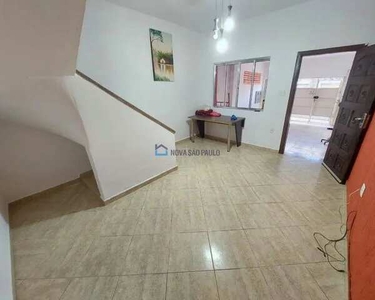 Casa com 2 Dormitórios e 1 vaga