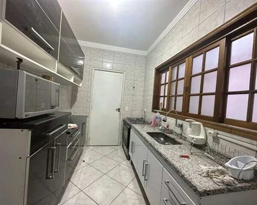 Casa com 2 dormitórios para alugar, 134 m² por R$ 2.205,00/mês - Condomínio Residencial Me