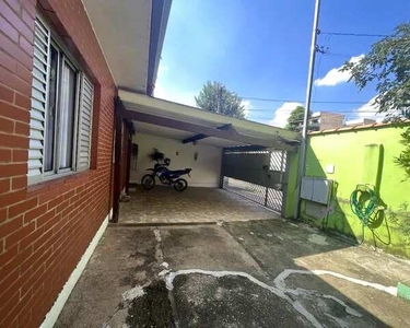 Casa com 3 dormitórios para alugar, 137 m² por R$ 2.295,00/mês - Jardim Pinheirinho - Embu