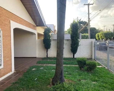 Casa com ótima localização 3 dormitórios para alugar, 210 m² por R$ 2.922/mês - Vila Omar