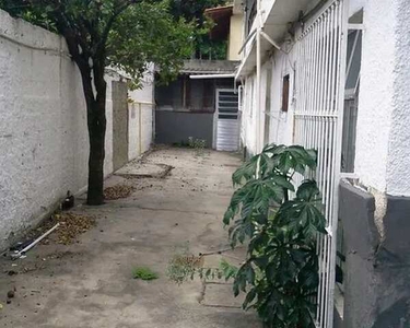 Casa Comercial para Locação em Niterói, São Francisco, 1 dormitório, 1 banheiro, 1 vaga