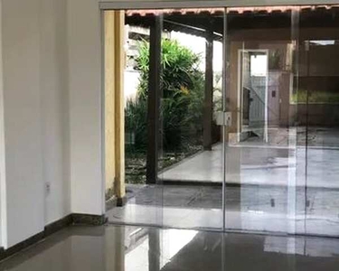 Casa no cond. Elisa - 154m2