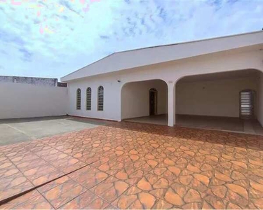 Casa para alugar em Vila Monte Alegre de 324.39m² com 4 Quartos e 6 Garagens