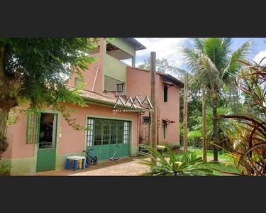 Casa para Locação no Condomínio Parque do Engenho com 4 Suítes 350m² área construída 2.55