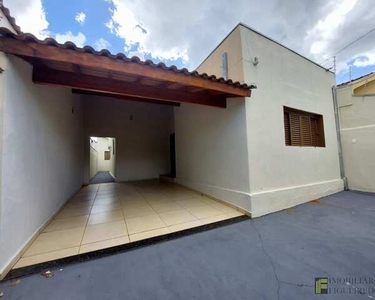 LINDA CASA COM ÓTIMA LOCALIZAÇÃO NO BOA VISTA + EDÍCULA COMPLETA!!