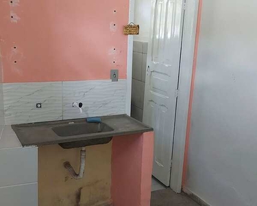 Quarto, cozinha e banheiro no Dom Bosco BH