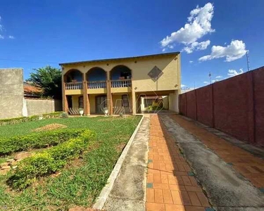 Venda de Casas / Padrão na cidade de Araraquara