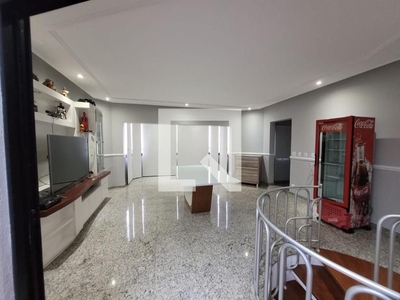 APARTAMENTO no 13º andar com 3 dormitórios e 6 garagens