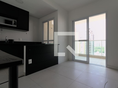 APARTAMENTO no 17º andar mobiliado com 1 dormitório e 1 garagem