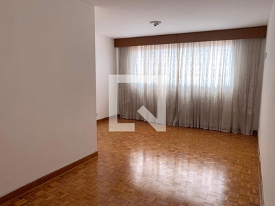 APARTAMENTO no 2º andar com 3 dormitórios e 2 garagens