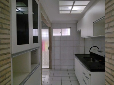 Apartamento Térreo No Condomínio Casuarianas