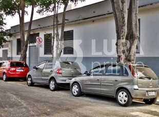 2 banheiro na Rua Da Gávea