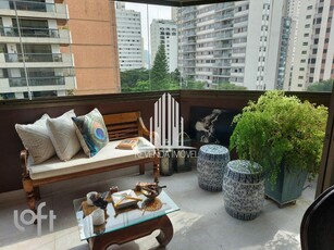 Apartamento à venda em Campo Belo com 300 m², 4 quartos, 3 suítes, 3 vagas