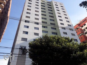 Apartamento à venda em Campo Belo com 80 m², 2 quartos, 1 vaga