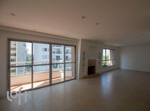 Apartamento à venda em Jardim Paulistano com 195 m², 3 quartos, 3 suítes, 3 vagas