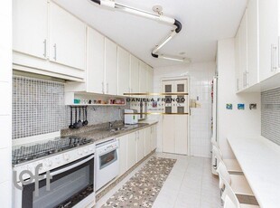 Apartamento à venda em Vila Andrade com 223 m², 3 quartos, 3 suítes