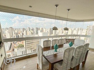 Apartamento à venda em Vila Olímpia com 120 m², 2 quartos, 2 suítes, 3 vagas