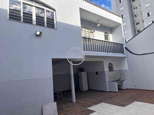 Casa com 3 quartos para alugar no bairro Jardim Gutierres, 560m²
