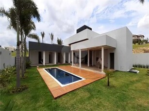 Casa com 4 quartos à venda em Jardim Guarujá - SP