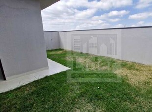 CASA RESIDENCIAL em CAÇAPAVA - SP, COND. MALIBU