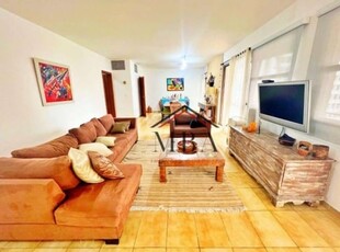 Locação anual - apartamento com 5 dormitórios para alugar, 208 m² por r$ 6.000/mês - praia das pitangueiras - guarujá/sp