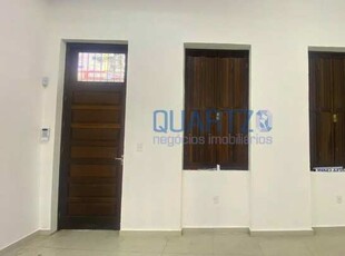 Loja comercial para locação no bairro Independência em Porto Alegre-RS: 1 sala, 2 banheiro