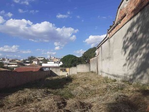 Lote à venda no bairro Trevo, 900m²