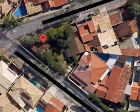 Lote à venda no bairro Vila Clóris, 586m²