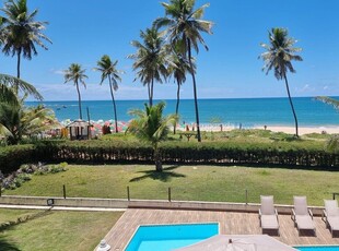 Paraíso pé na areia com 6 quartos