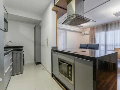 Apartamento, 02 Dormitórios sendo 01 suíte. Bem localizado no Batel Curitiba/PR