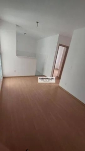 Apartamento com 2 dormitórios para alugar, 42 m² por R$ 1.341,67/mês - Morada do Fênix - S