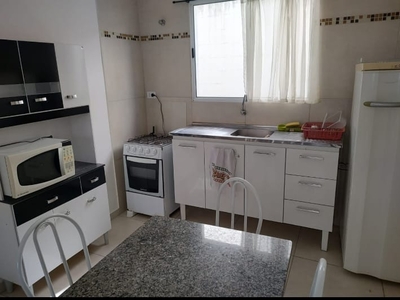Apartamento em Bela Vista, Pindamonhangaba/SP de 44m² 2 quartos para locação R$ 1.350,00/mes