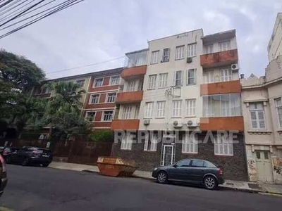 APARTAMENTO JK AMPLO E AREJADO NA CIDADE BAIXA