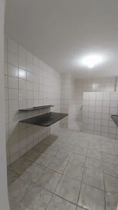 Apartamento para aluguel possui 70 metros quadrados com 3 quartos