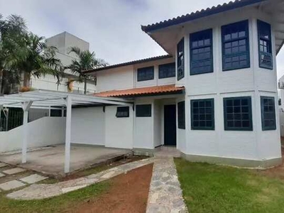 Brognoli + Crédito Real aluga casa comercial no bairro Campeche em florianópolis