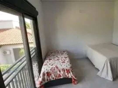 Casa com 2 dormitórios para alugar, 200 m² por R$ 7.750/mês - Condomínio Vivendas do Lago