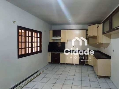 Casa com 2 dormitórios para alugar por R$ 1.800,00/mês - Barra do Rio Cerro - Jaraguá do S