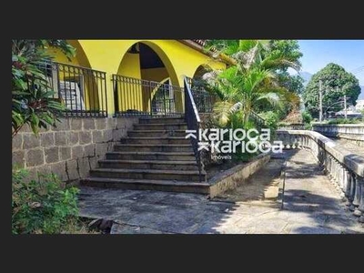 Casa com 3 dormitórios para alugar, 2200 m² por R$ 10.000,00/mês - Tanque - Rio de Janeiro