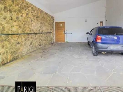 Casa com 3 dormitórios para alugar, 280 m² por R$ 6.550,00/mês - Petrópolis - Porto Alegre