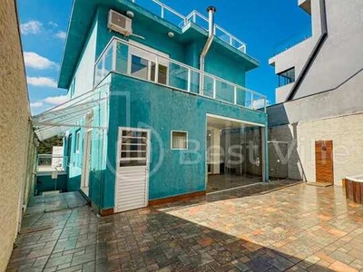 Casa com 3 quartos, 190 m², à venda por R$ 1.590.000 ou aluguel por R$ 8.500/mês